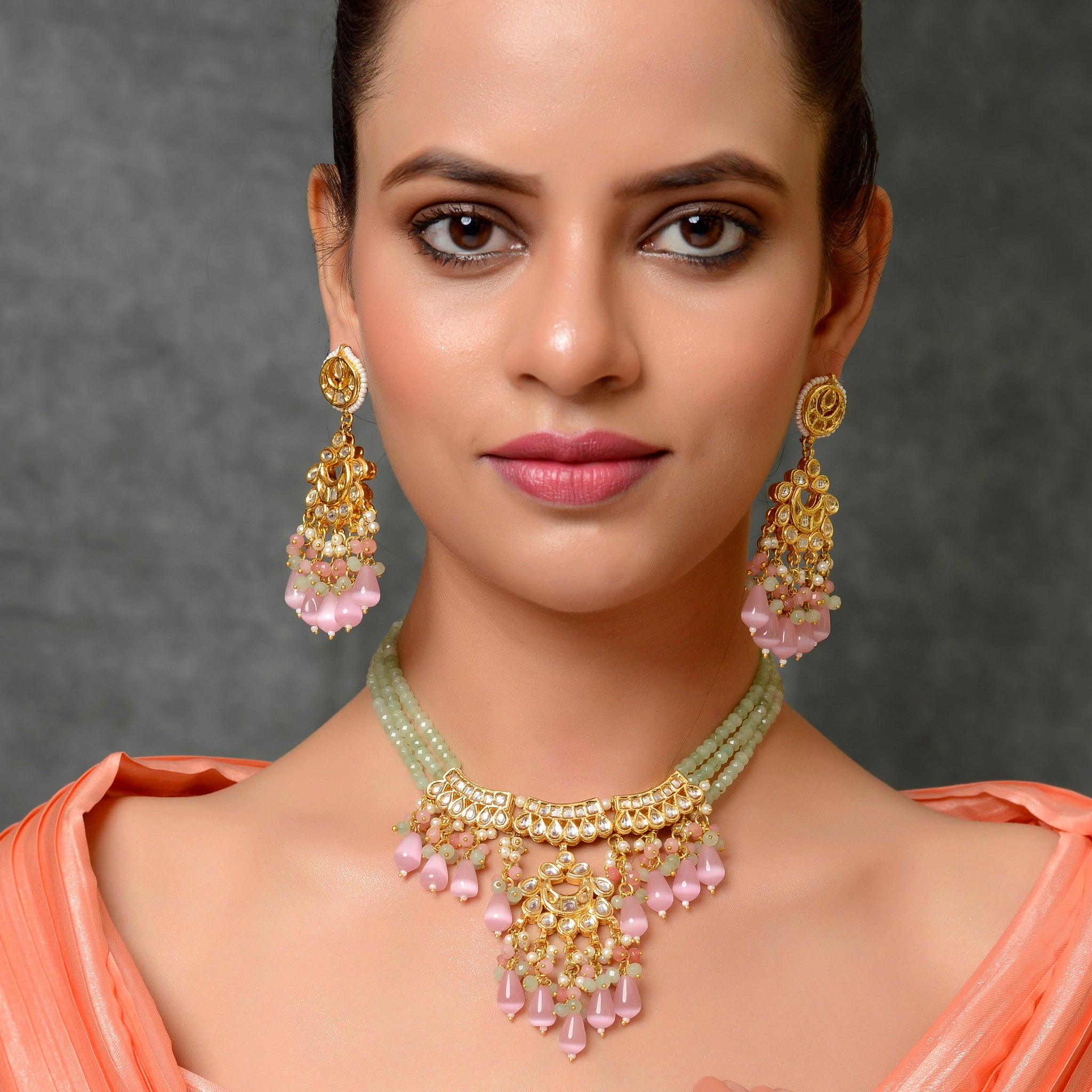 Dastoor Gold-Plated Pink  White Kundan Studded  Beaded Jewellery Set