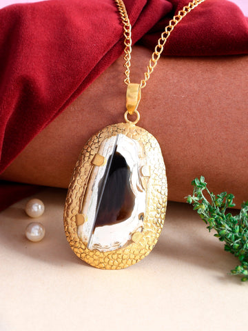 Beautiful Stone Pandent
