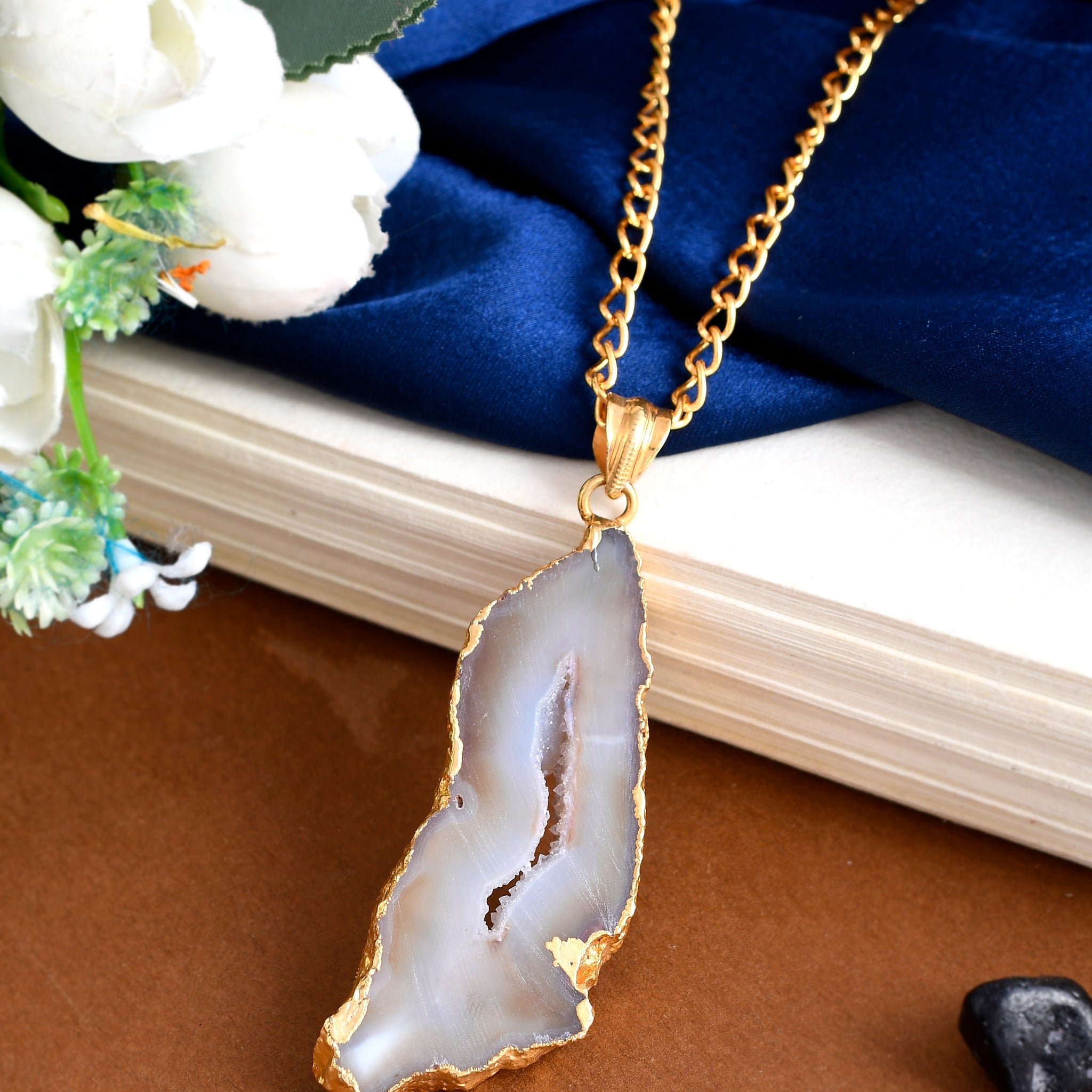 Beautiful Stone Pandent